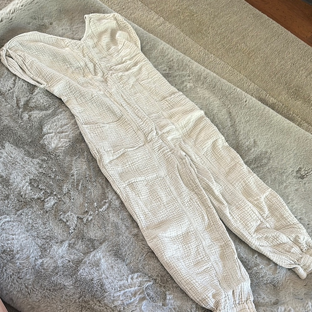 Zara Cream Jumpsuit with Jogger-Style Bottoms